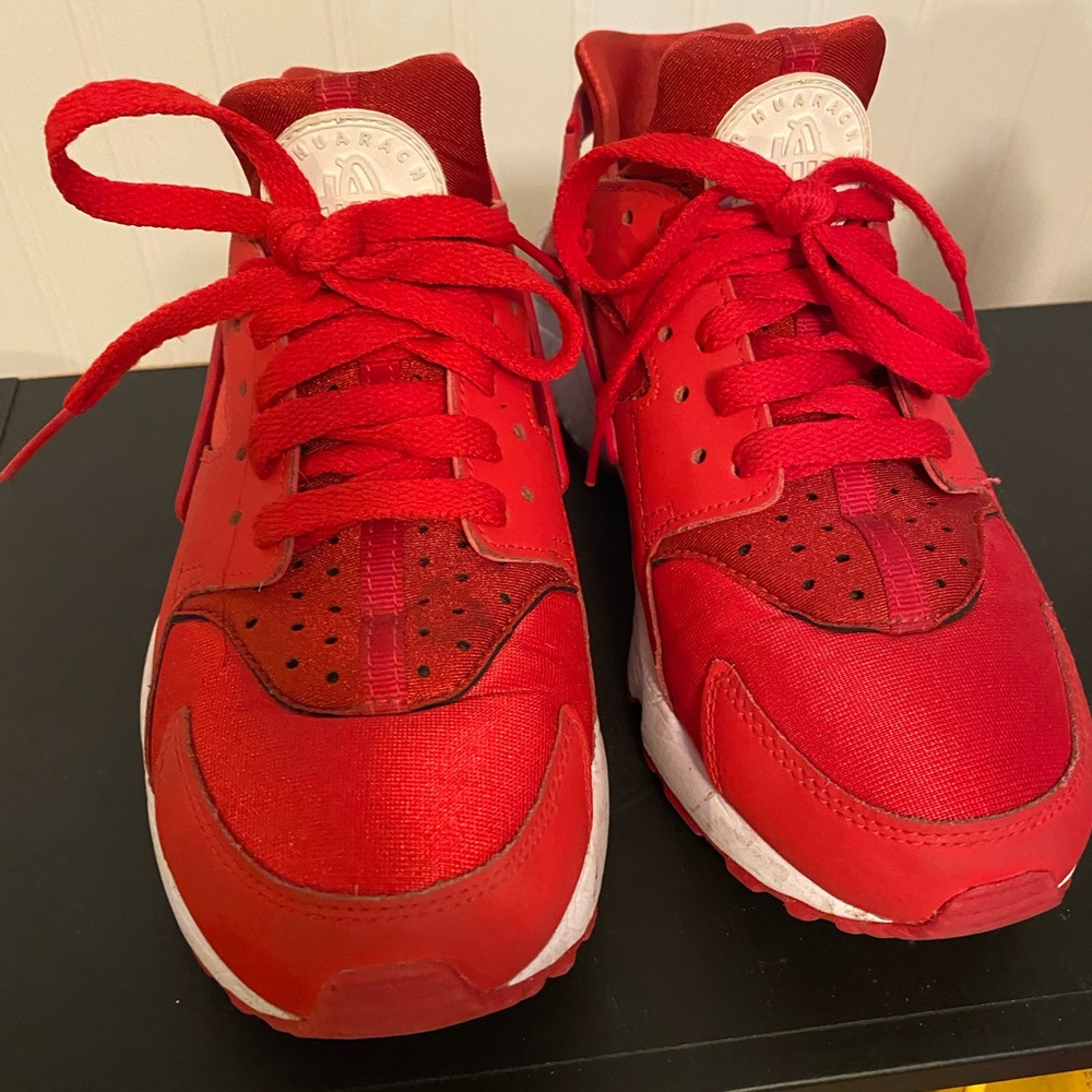 Custom NikeID red and white Nike Huarache in size 7.5